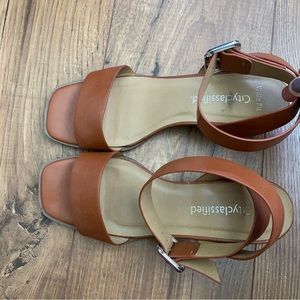 Nothing Better Wide Fit low Block Sandals
